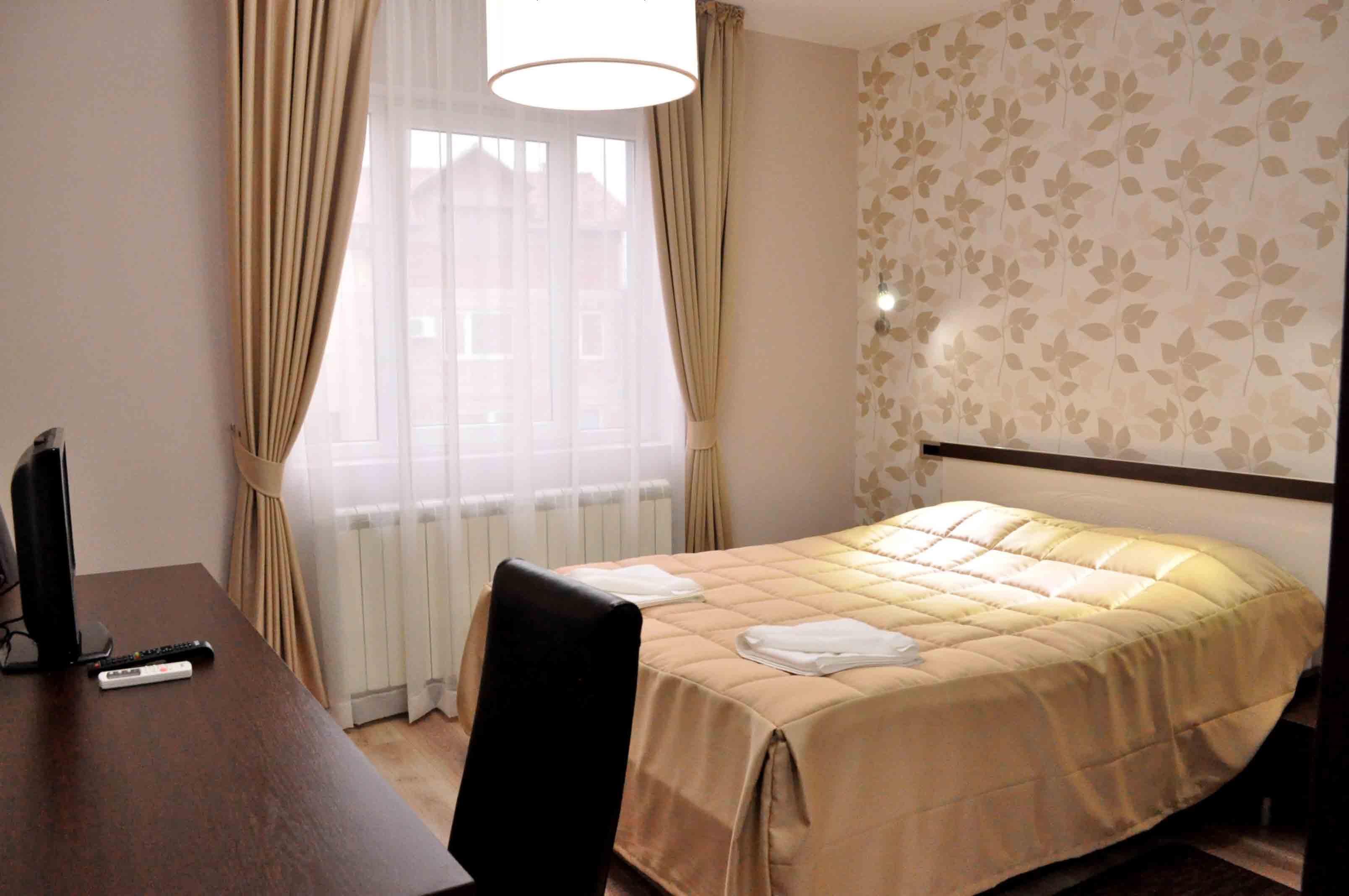 Garni Hotel 018 In Nis Ngoại thất bức ảnh