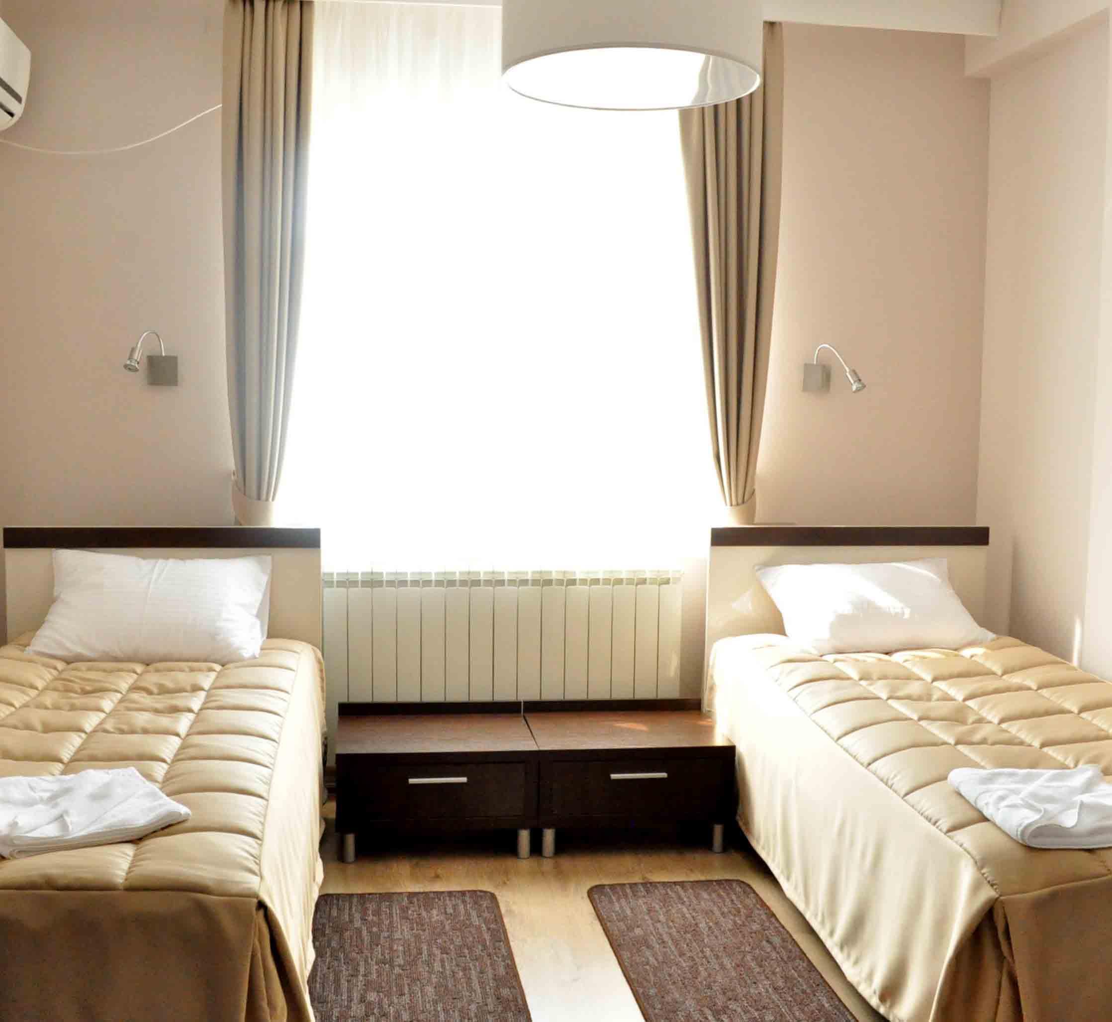 Garni Hotel 018 In Nis Ngoại thất bức ảnh