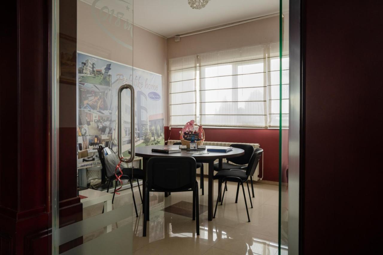 Garni Hotel 018 In Nis Ngoại thất bức ảnh