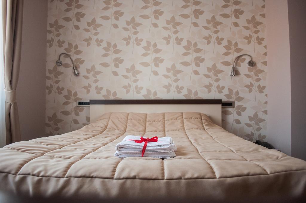 Garni Hotel 018 In Nis Ngoại thất bức ảnh