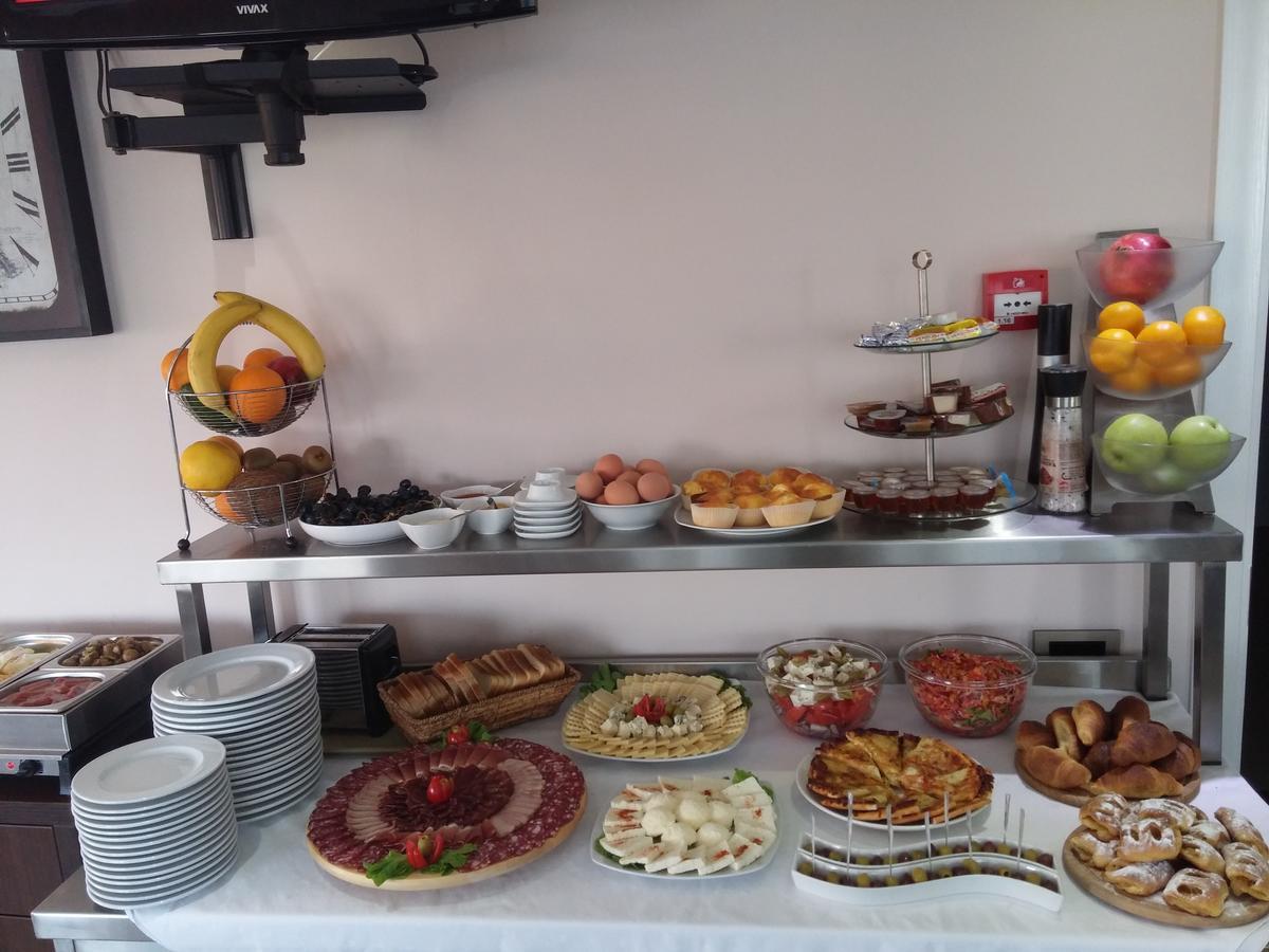 Garni Hotel 018 In Nis Ngoại thất bức ảnh